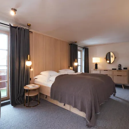 Hotel Berghof 4*